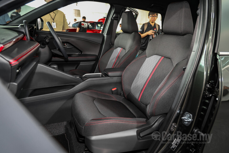 Perodua Traz D66B (2025) Interior