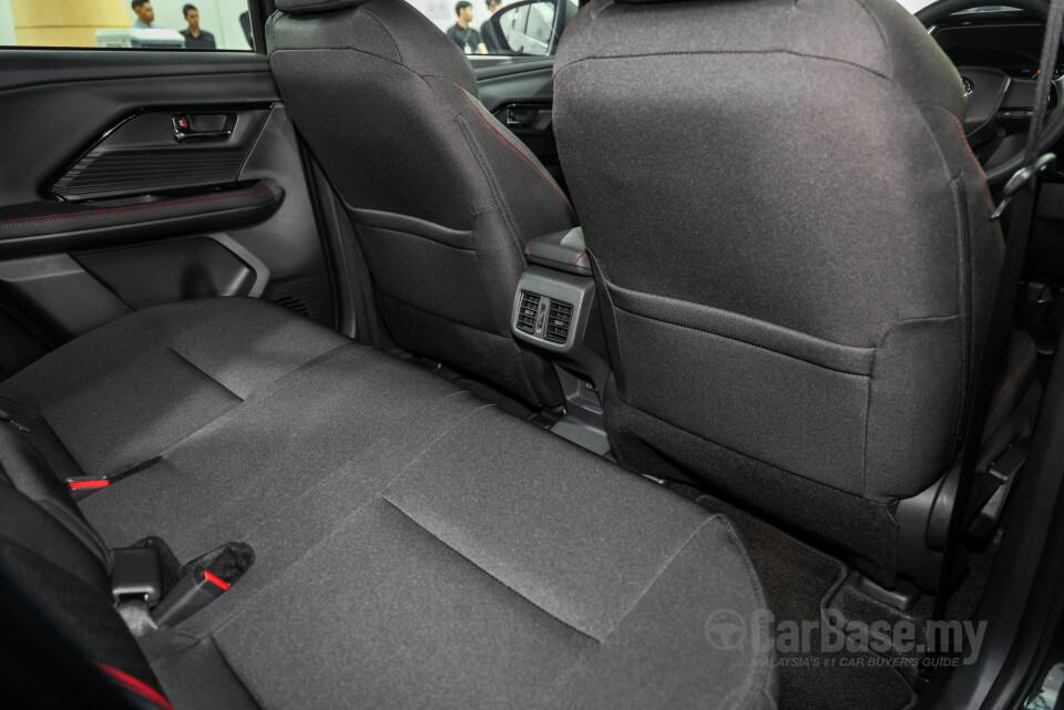 Perodua Traz D66B (2025) Interior