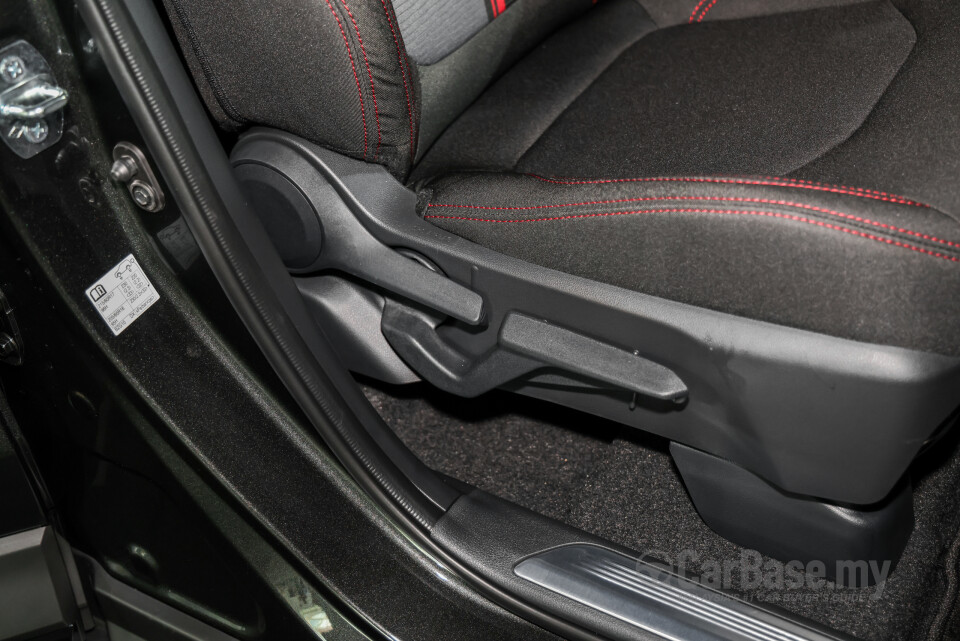 Perodua Traz D66B (2025) Interior
