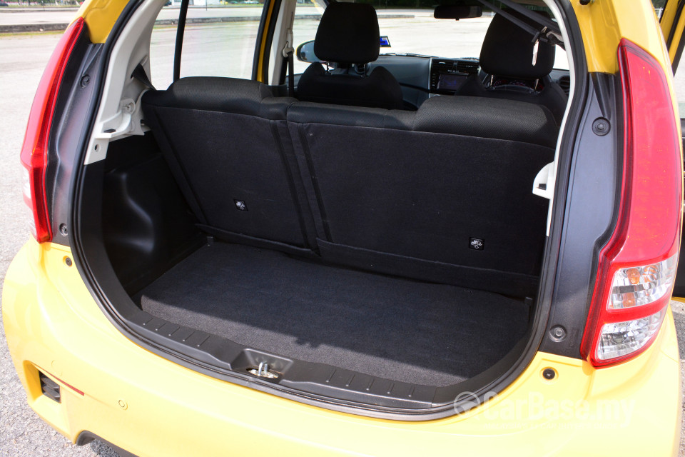 Perodua Myvi Mk2 (2011) Interior