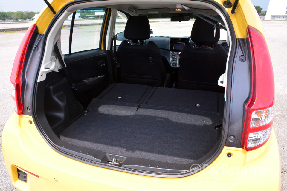 Perodua Myvi Mk2 (2011) Interior