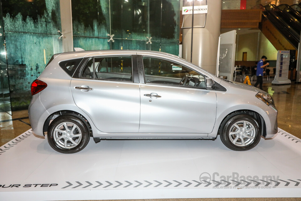 Nissan Almera N17 Facelift (2015) Exterior