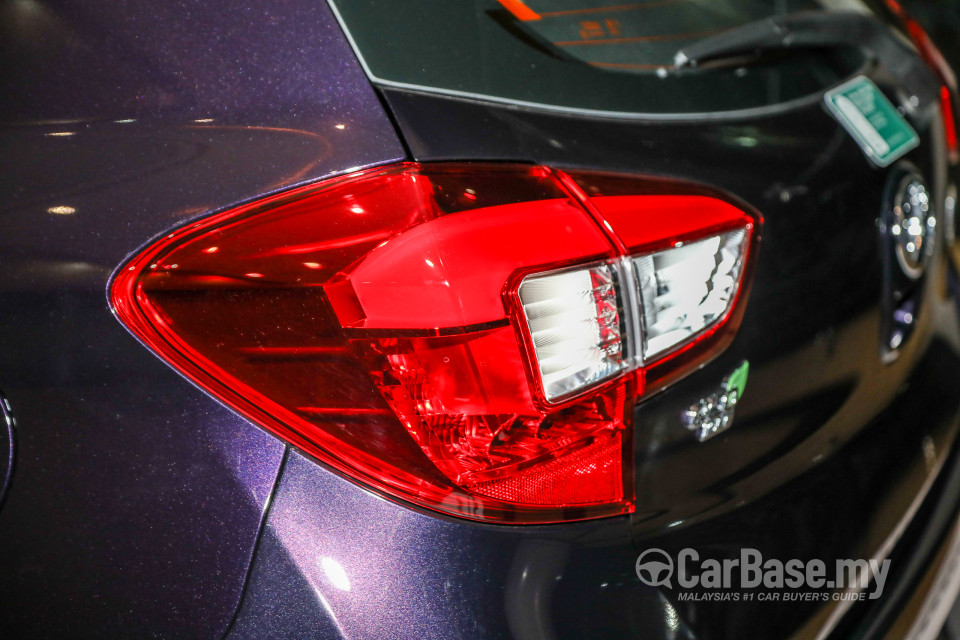 Perodua Myvi D20N (2017) Exterior