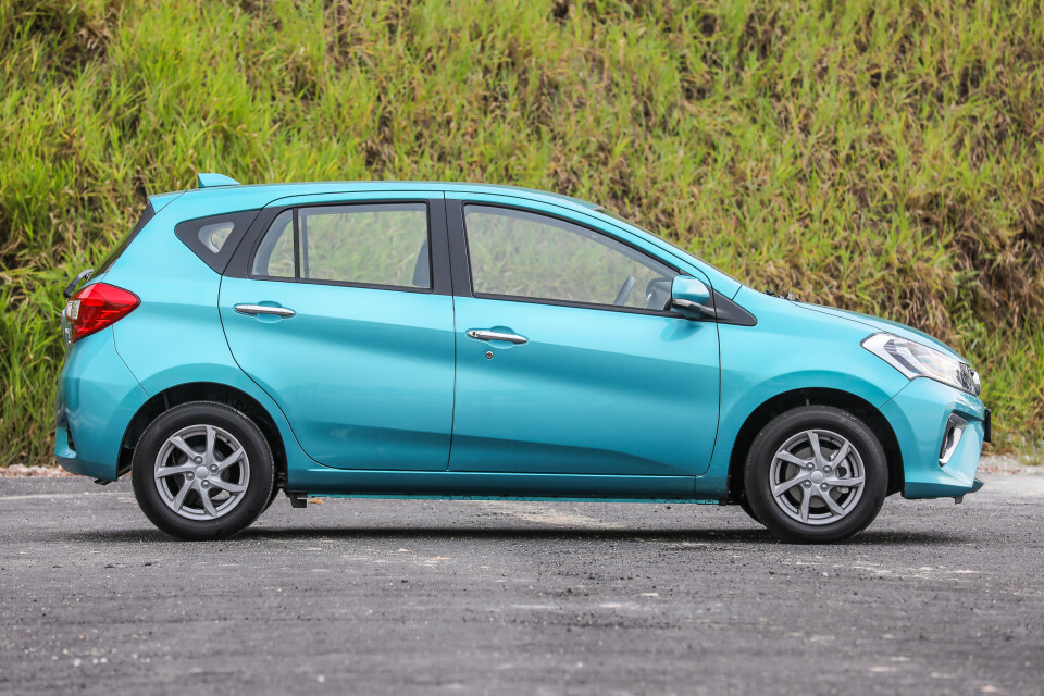 Perodua Aruz D38L (2019) Exterior