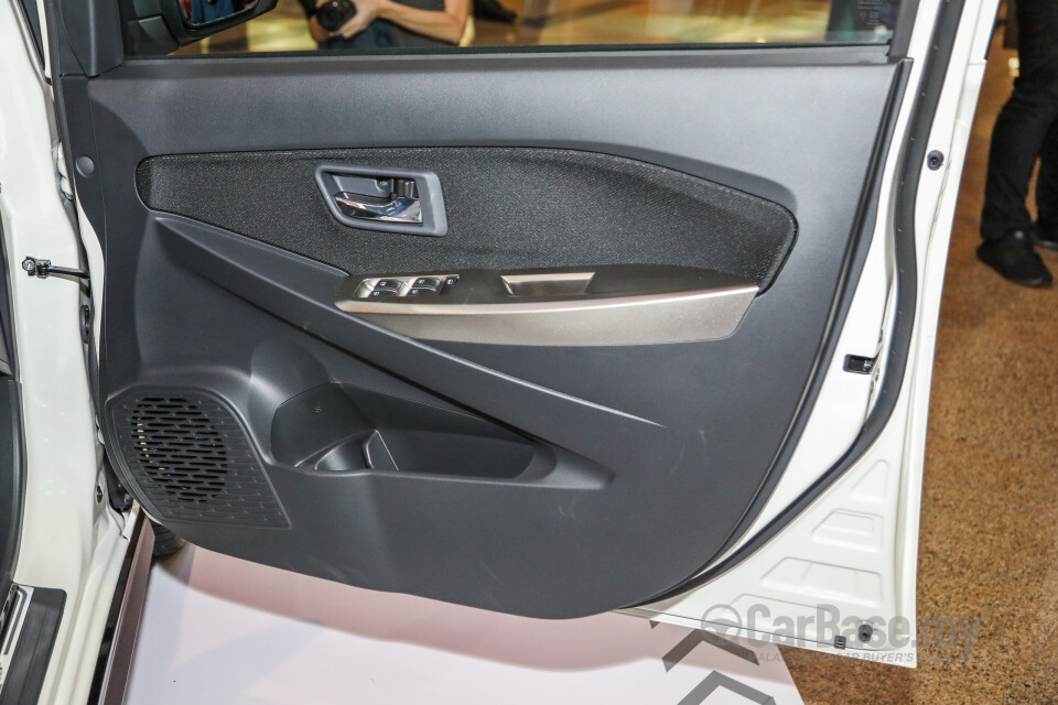 Proton Exora Mk1 RC (2019) Interior