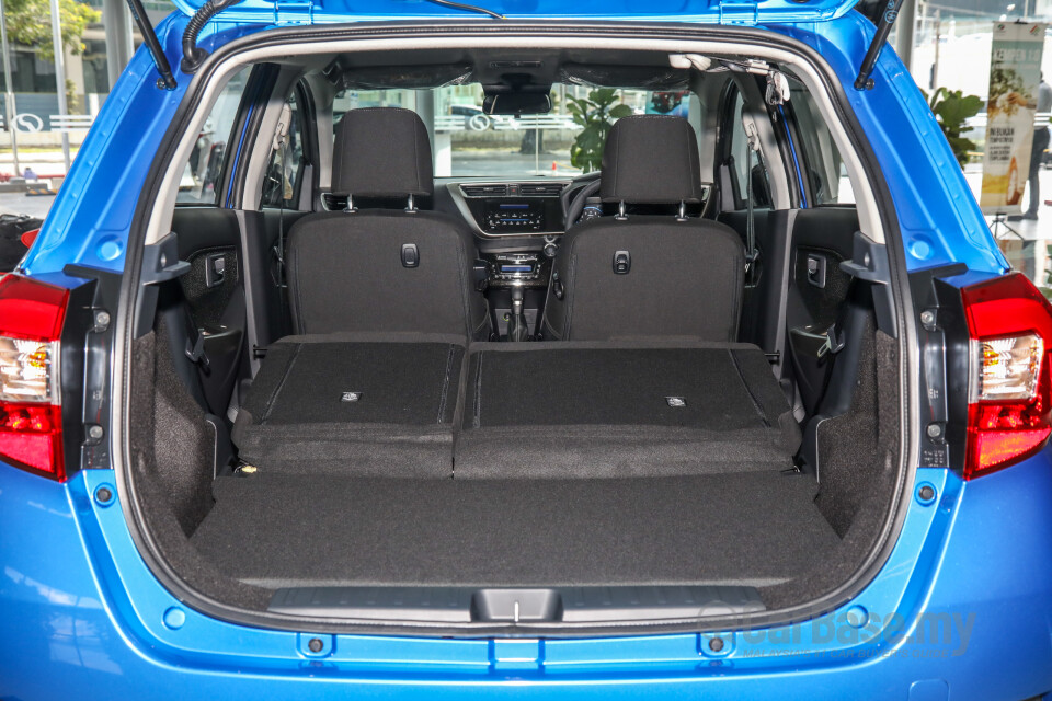 Nissan Navara D23 Facelift (2021) Interior