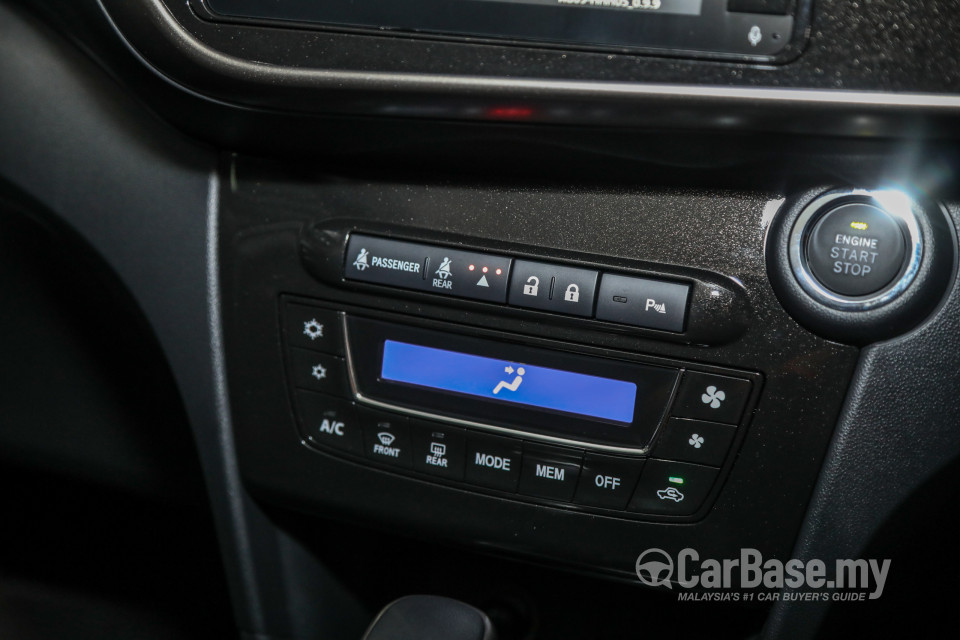 Perodua Myvi D51A (2021) Interior