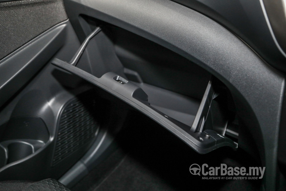 Perodua Myvi D51A (2021) Interior