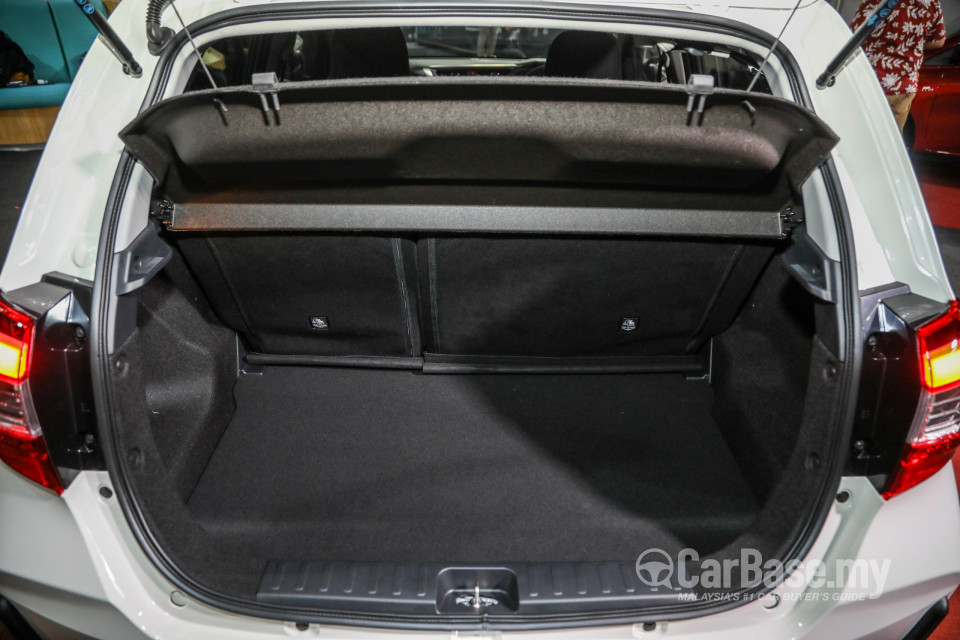 Perodua Myvi D51A (2021) Interior