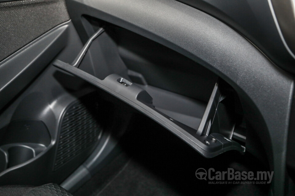 Perodua Myvi D51A (2021) Interior
