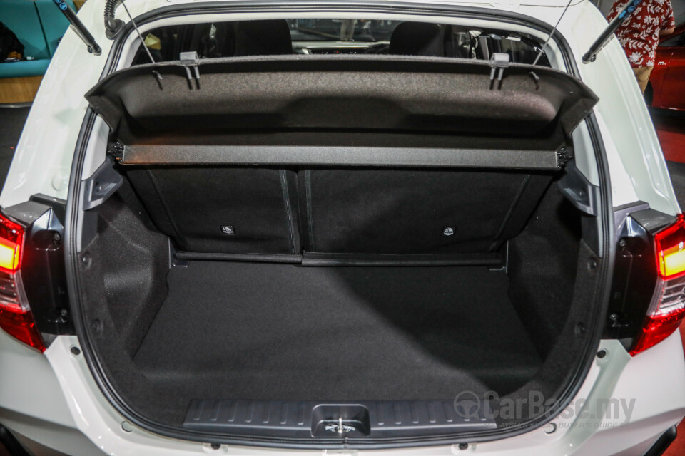 Perodua Myvi D51A (2021) Interior