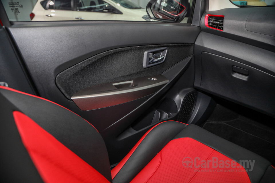 Perodua Myvi D51A (2021) Interior