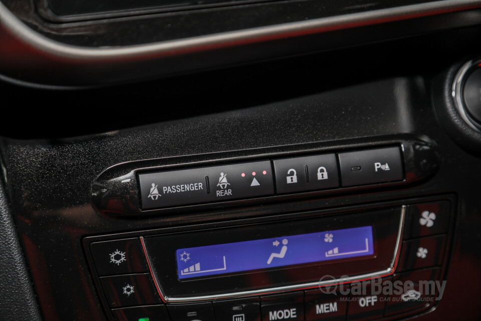Perodua Myvi D51A (2021) Interior