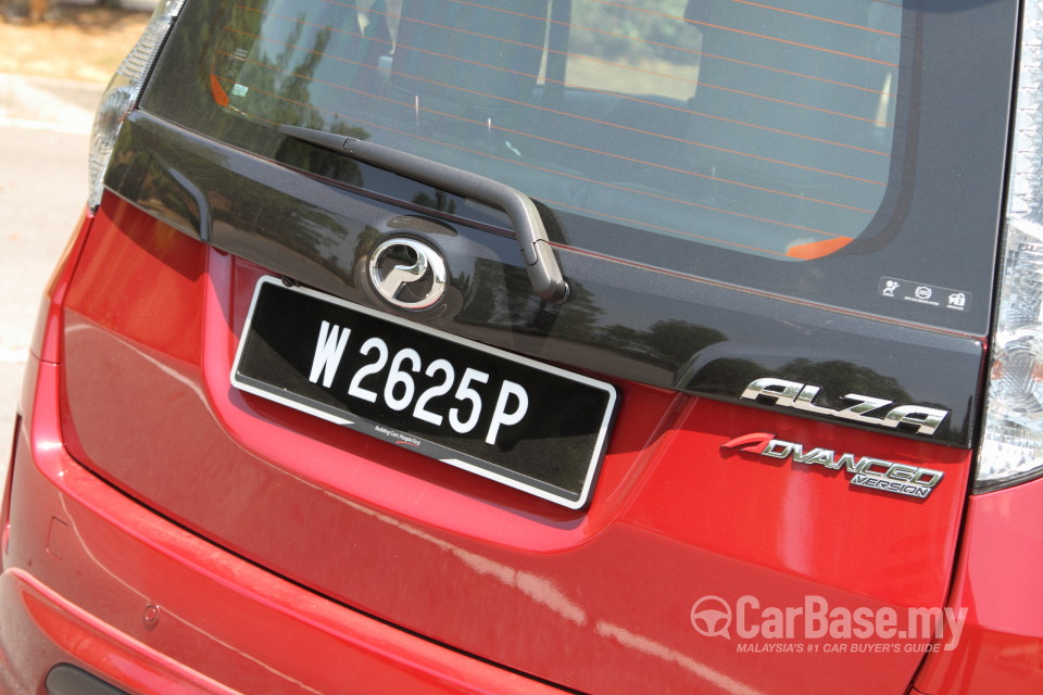 Perodua Alza Mk1 Facelift (2014) Exterior