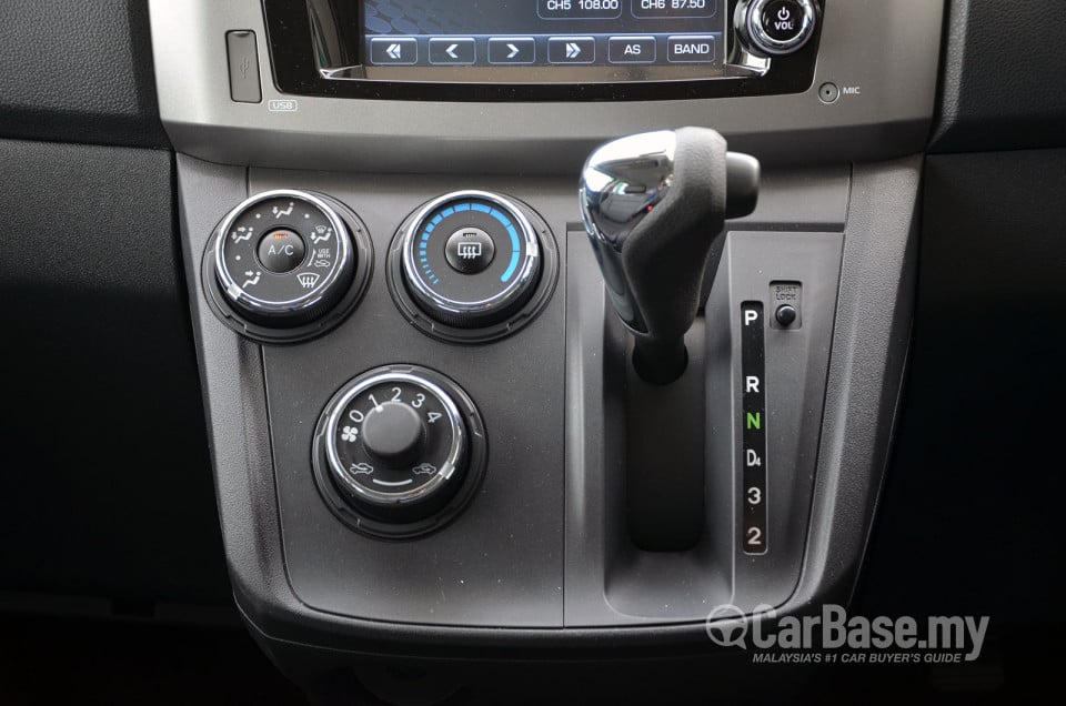 Perodua Alza Mk1 Facelift (2014) Interior