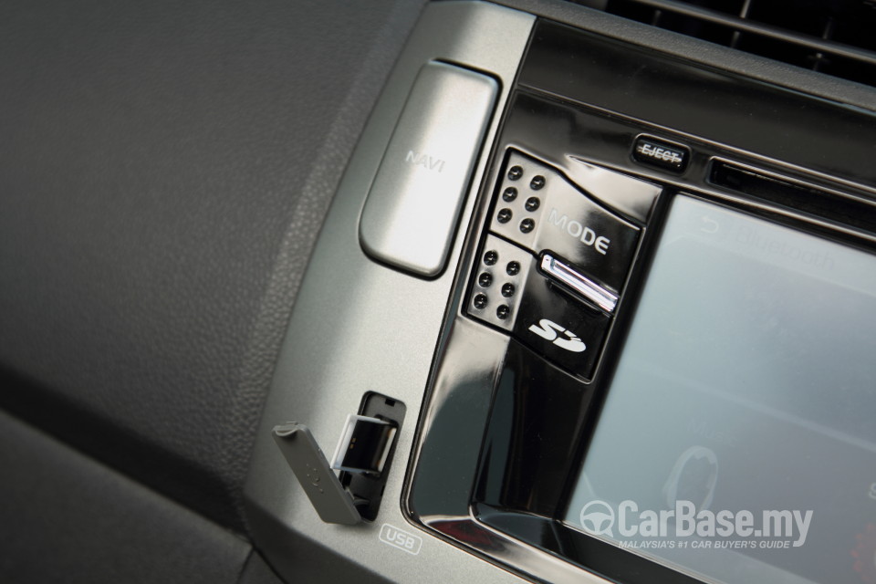 Perodua Alza Mk1 Facelift (2014) Interior