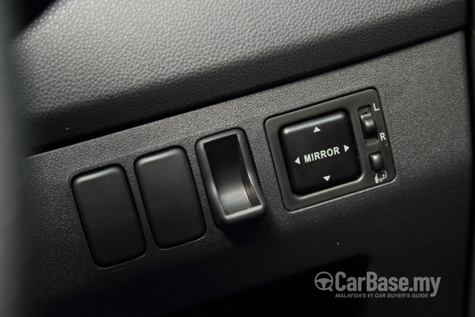 Perodua Alza Mk1 Facelift (2014) Interior