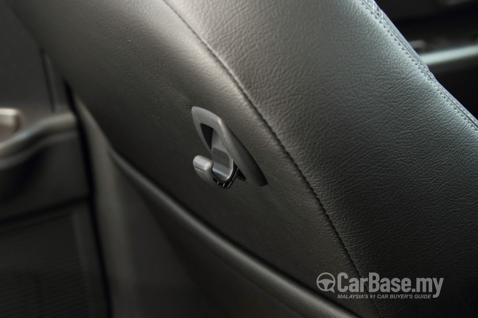 Perodua Alza Mk1 Facelift (2014) Interior