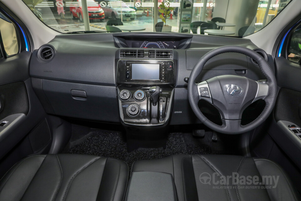 Proton Exora Mk1 RC (2019) Interior