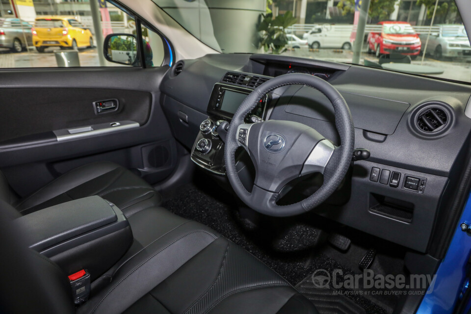 Perodua Aruz D38L (2019) Interior