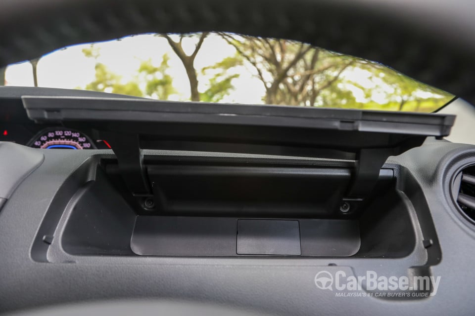 Perodua Alza Mk1 Facelift 2 (2018) Interior