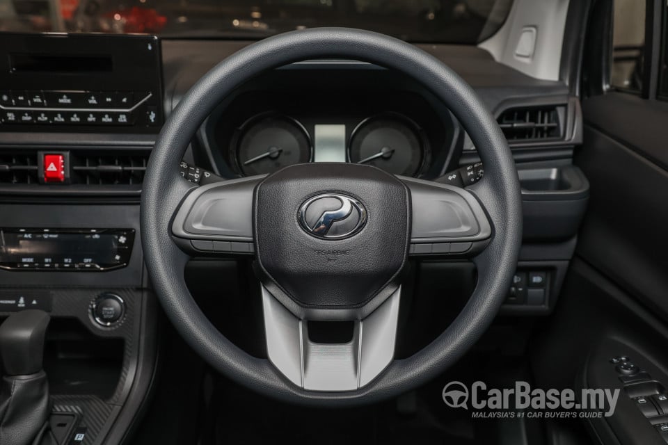 Perodua Alza D27A (2022) Interior