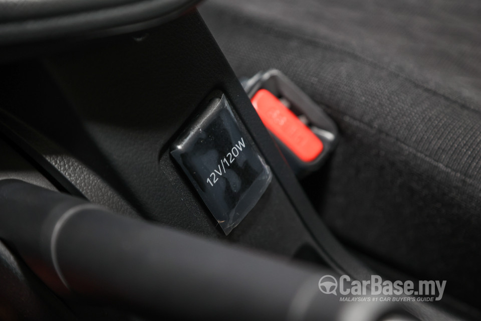 Perodua Alza D27A (2022) Interior