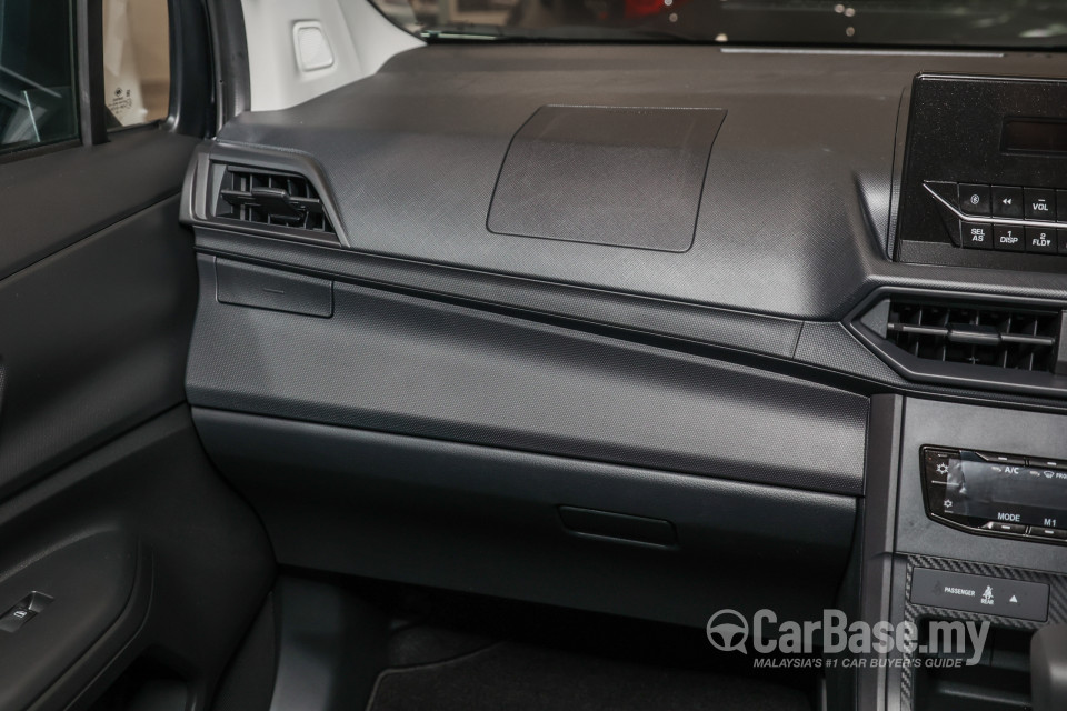 Perodua Alza D27A (2022) Interior