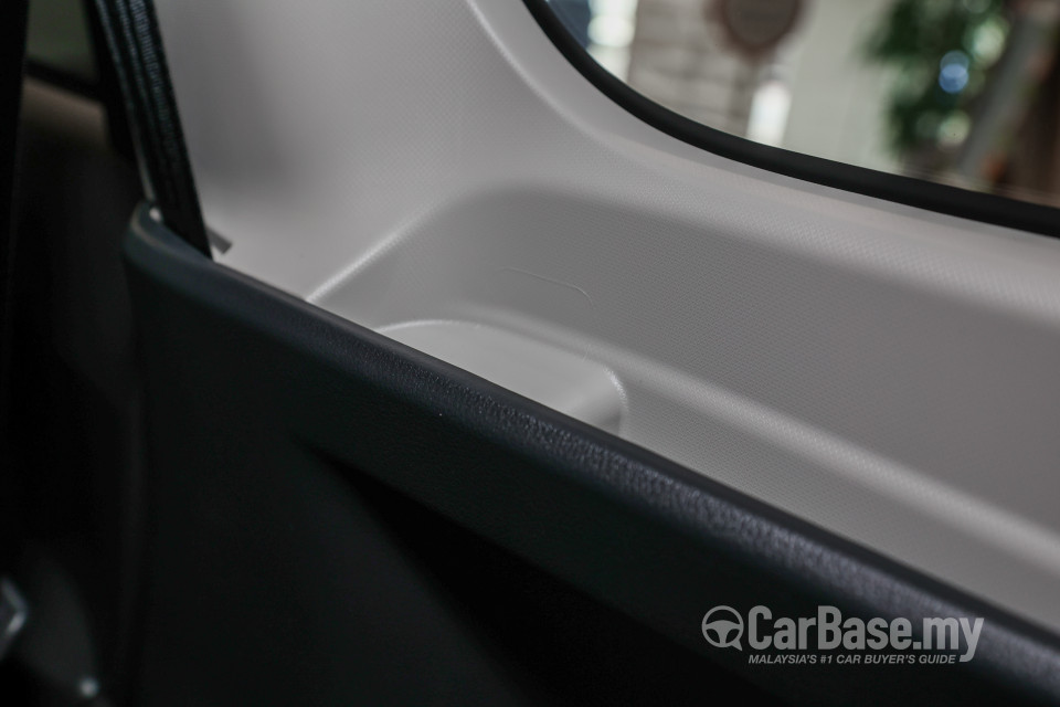 Perodua Alza D27A (2022) Interior