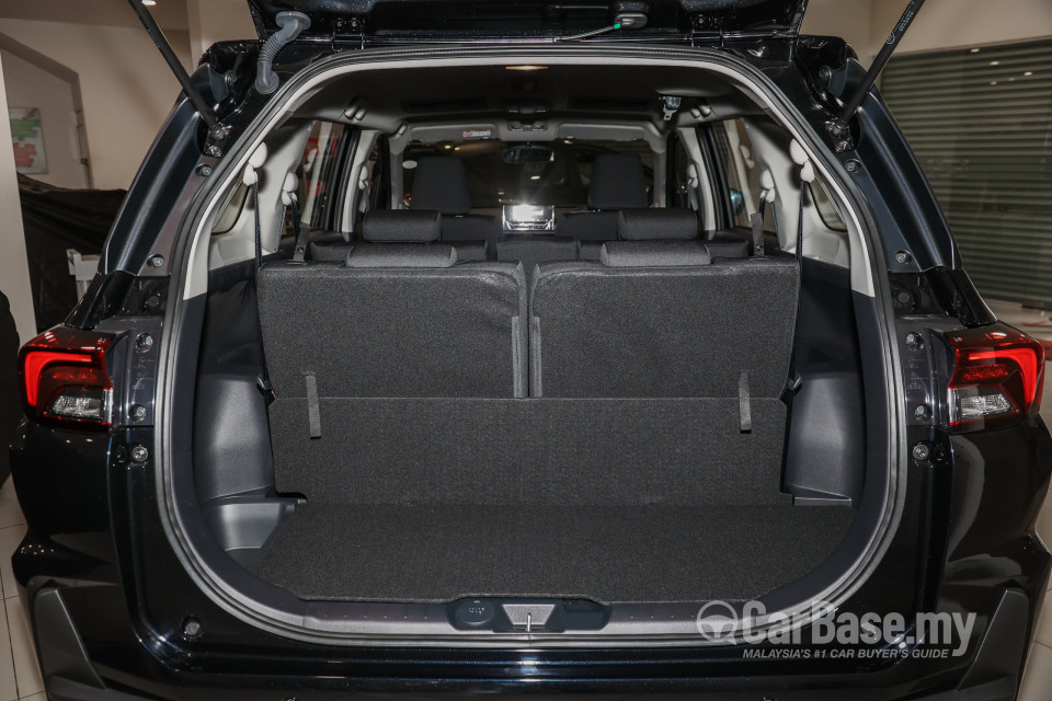 Perodua Alza D27A (2022) Interior