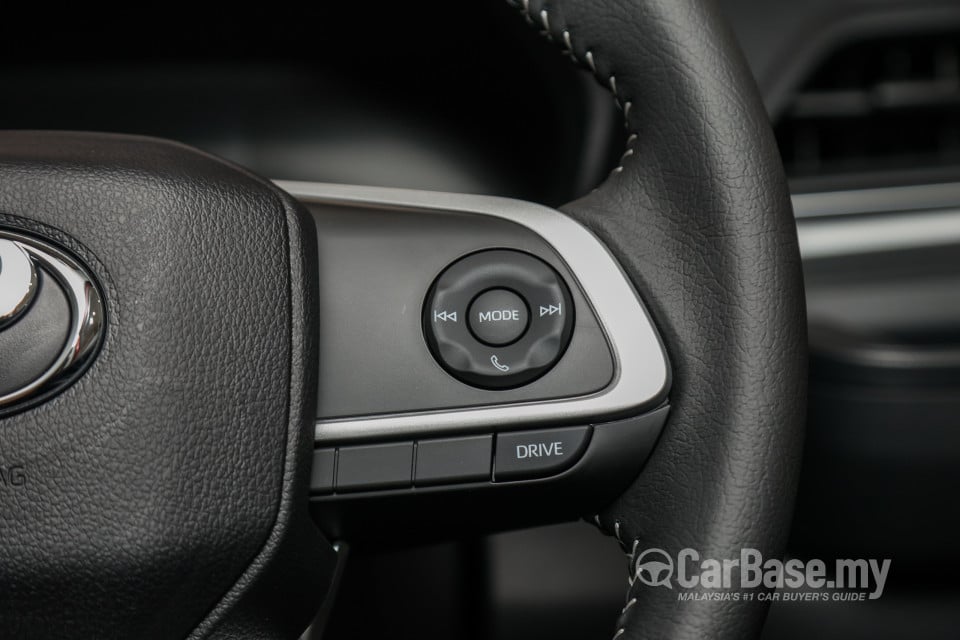 Perodua Alza D27A (2022) Interior