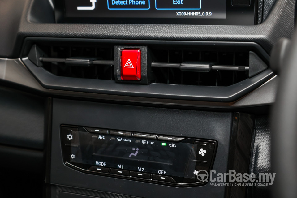 Perodua Alza D27A (2022) Interior
