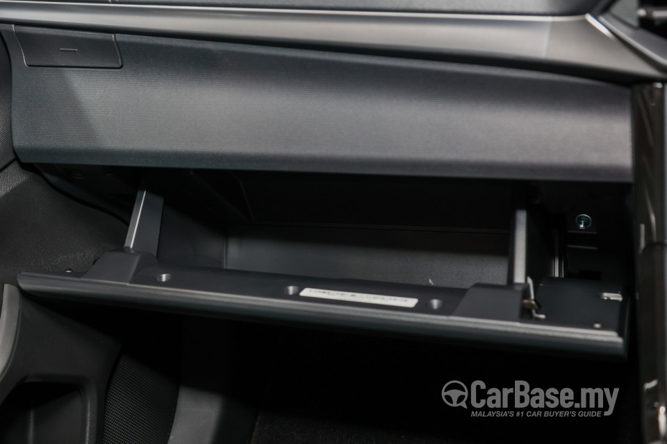Perodua Alza D27A (2022) Interior