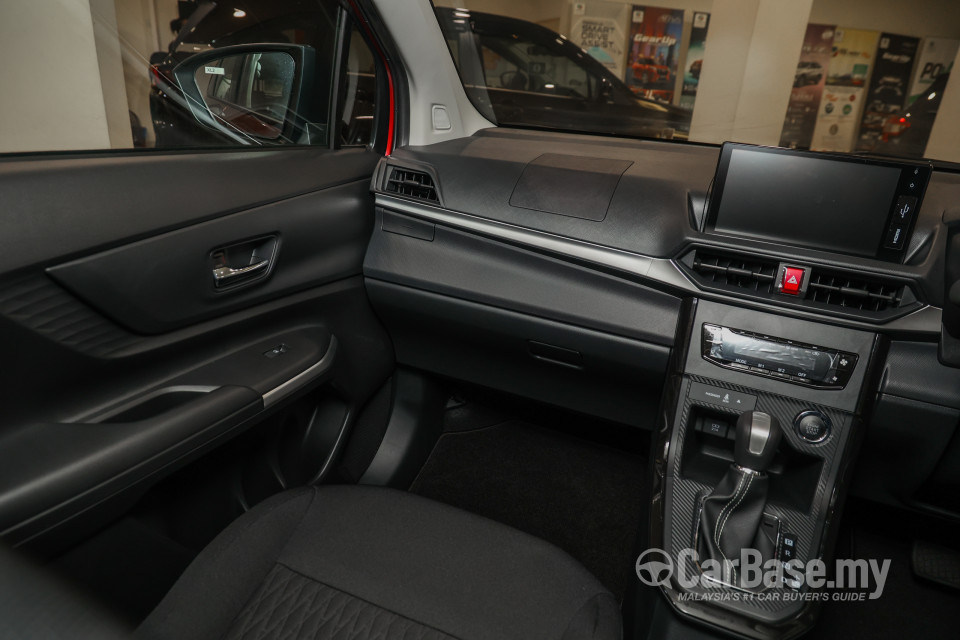 Perodua Alza D27A (2022) Interior