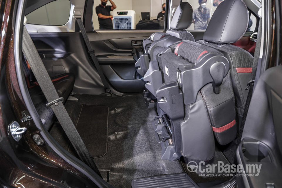 Perodua Alza D27A (2022) Interior