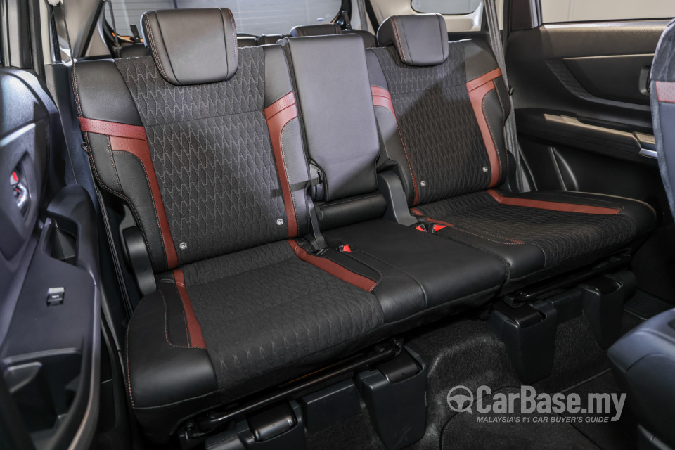 Perodua Alza D27A (2022) Interior