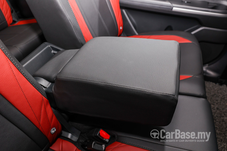 Perodua Alza D27A (2022) Interior