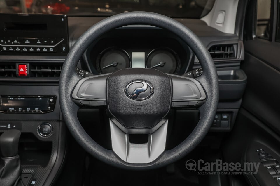 Perodua Alza D27A (2022) Interior