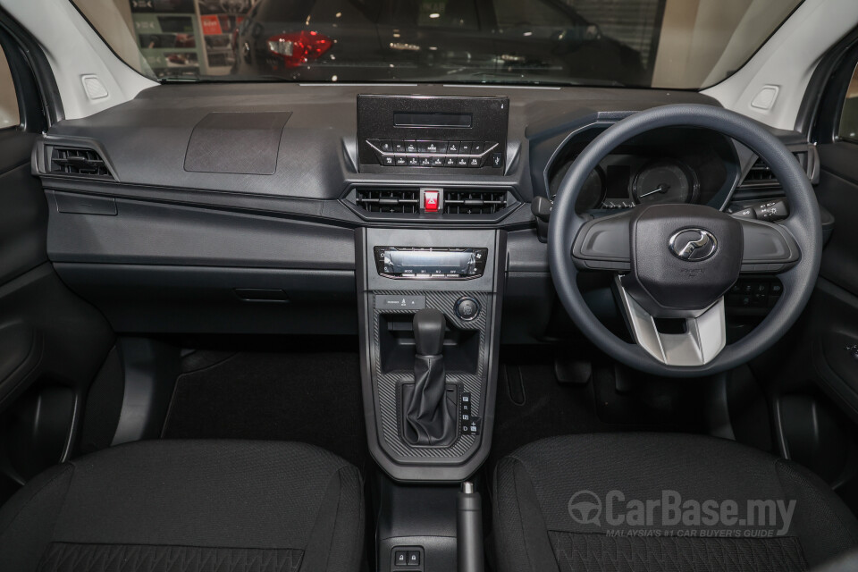 Perodua Alza D27A (2022) Interior