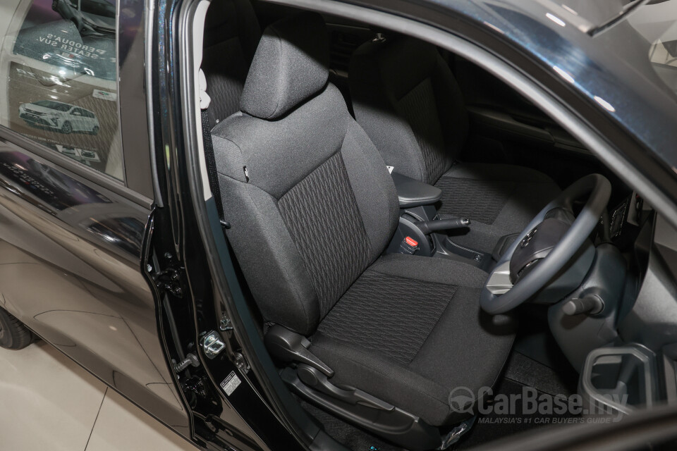 Perodua Alza D27A (2022) Interior