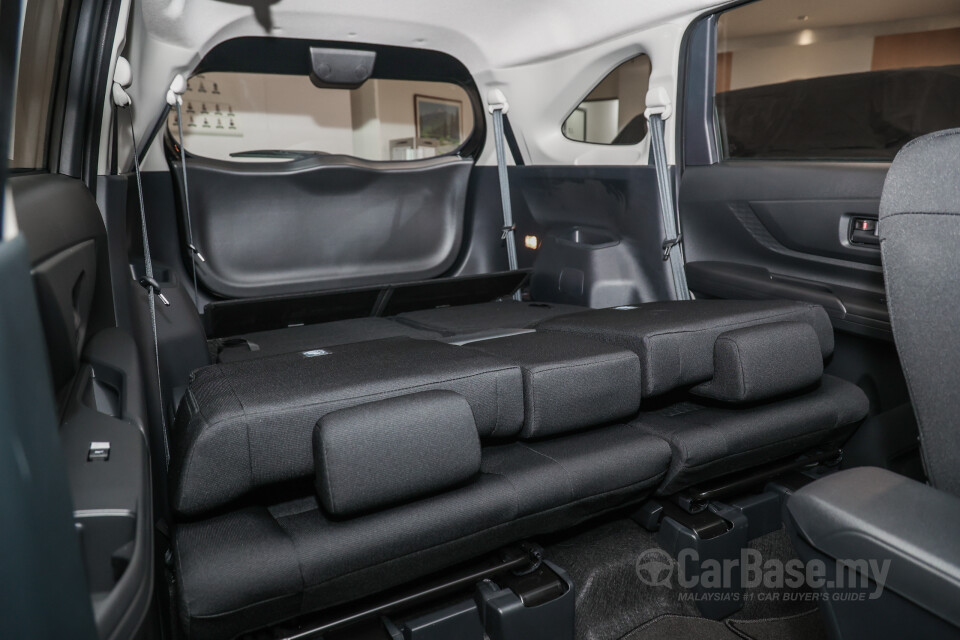 Perodua Alza D27A (2022) Interior