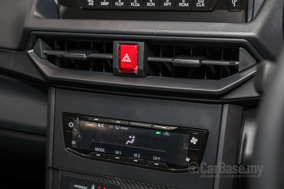 Perodua Alza D27A (2022) Interior