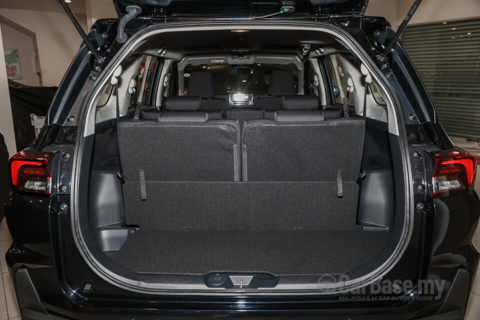 Perodua Alza D27A (2022) Interior