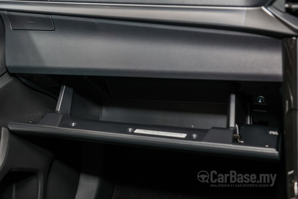 Perodua Alza D27A (2022) Interior