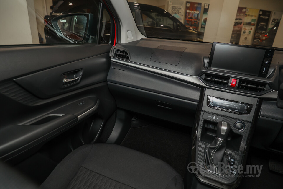 Perodua Alza D27A (2022) Interior