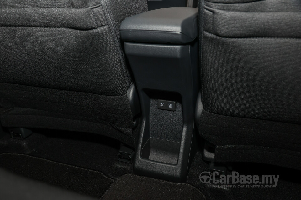 Perodua Alza D27A (2022) Interior