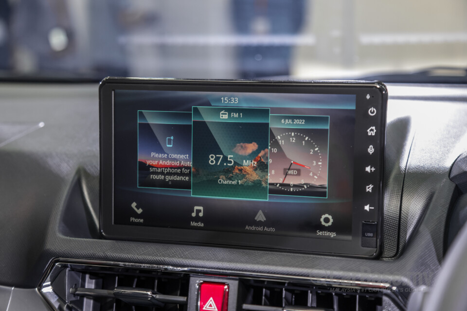 Perodua Alza D27A (2022) Interior