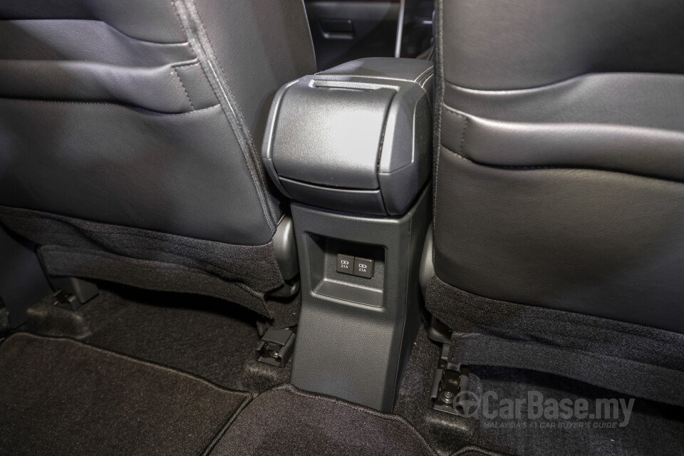 Perodua Alza D27A (2022) Interior