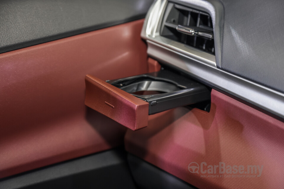Perodua Alza D27A (2022) Interior