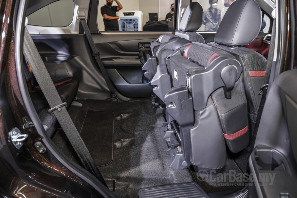 Perodua Alza D27A (2022) Interior